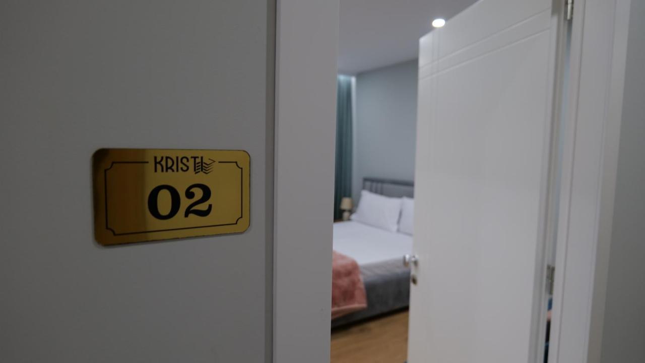 Kristi Apartments 02 地拉那 外观 照片
